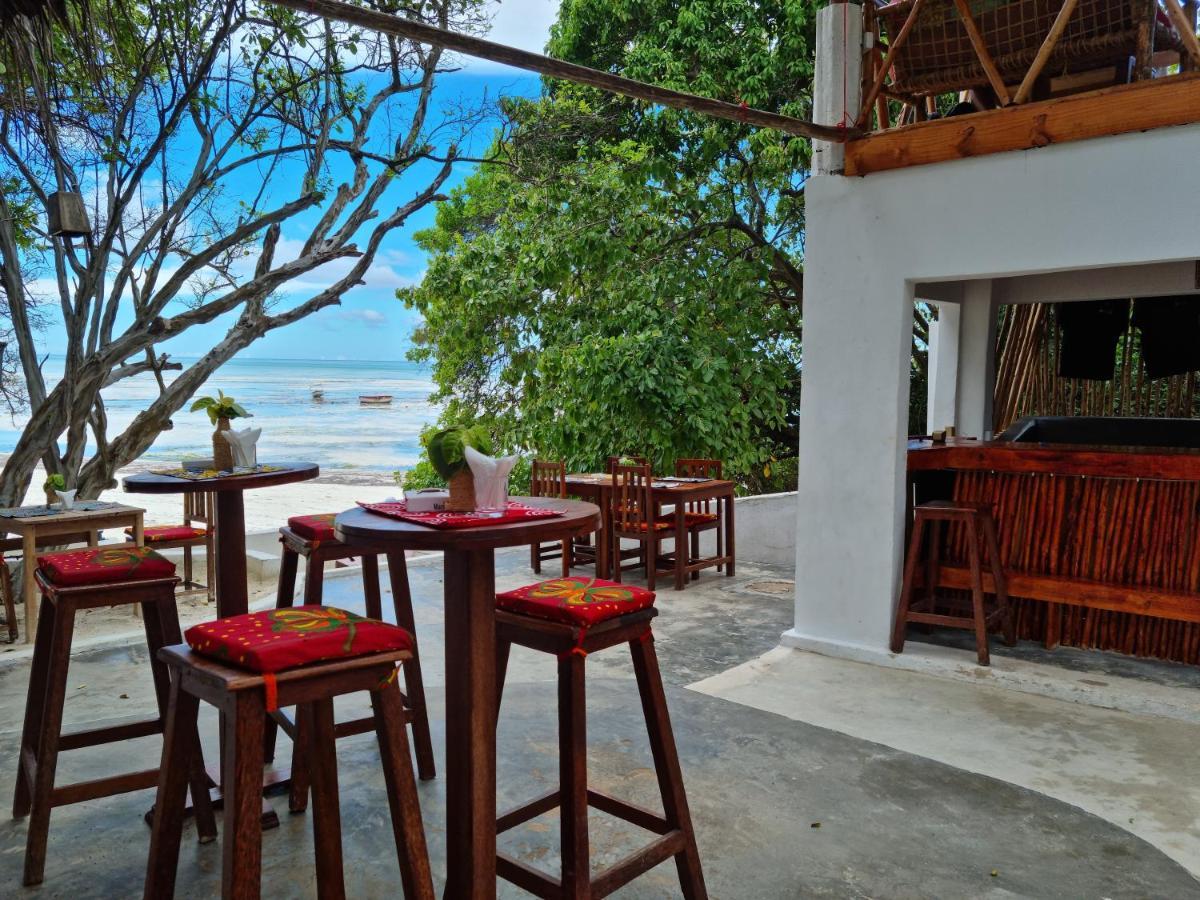 Red Monkey Beach Lodge جامبياني المظهر الخارجي الصورة