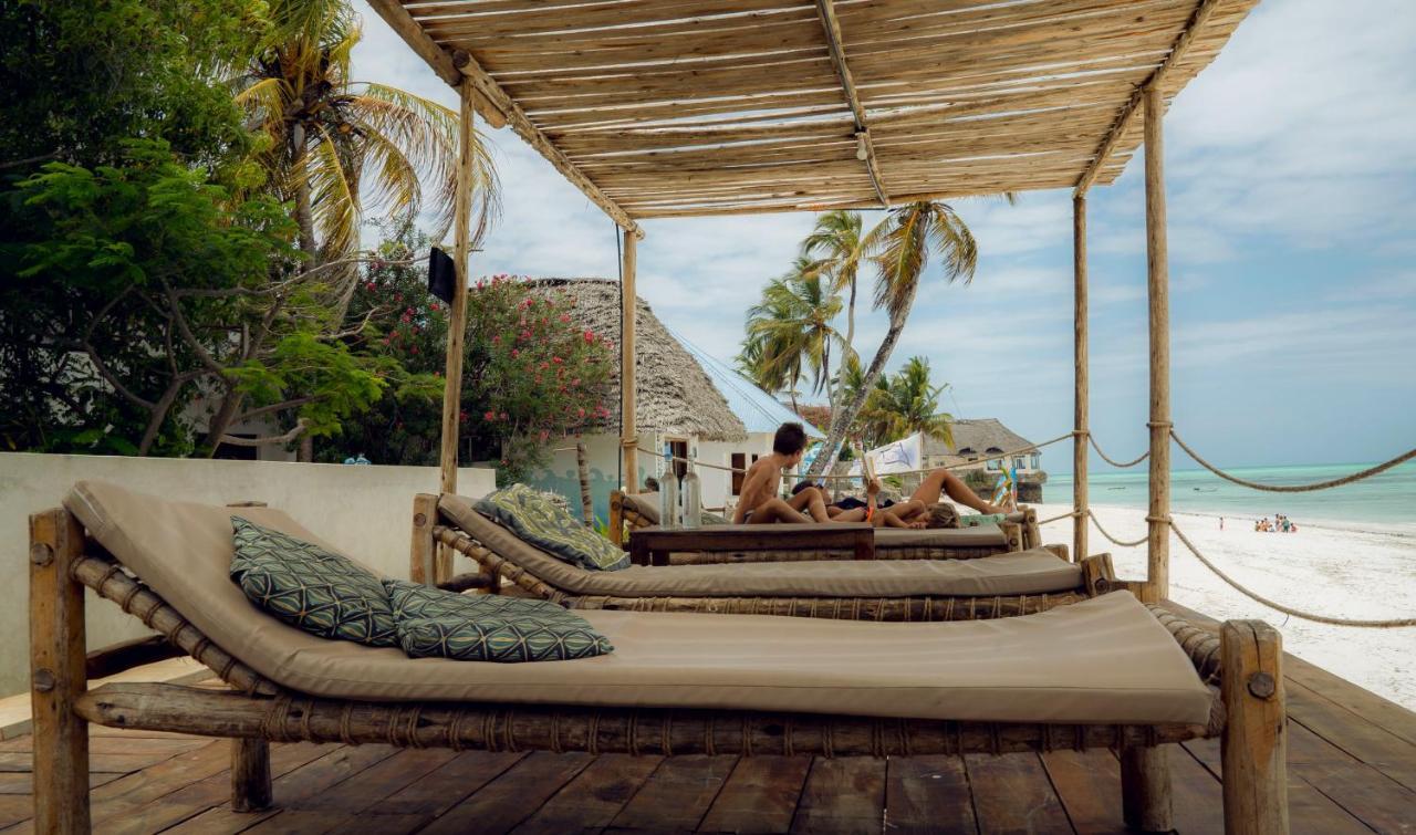 Red Monkey Beach Lodge جامبياني المظهر الخارجي الصورة